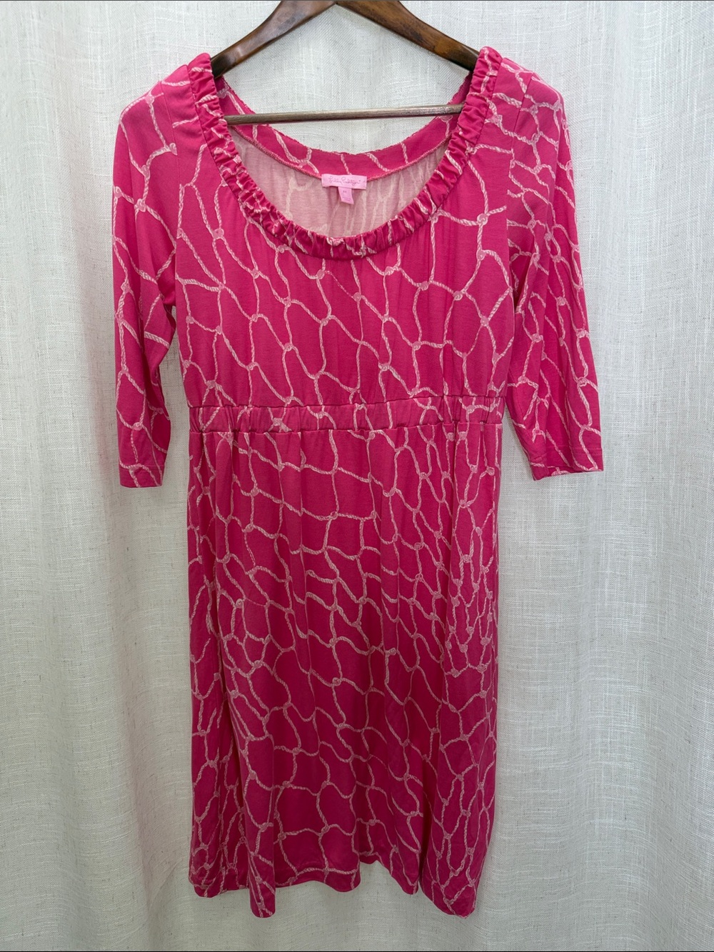 Lilly Pulitzer Pink Patterned Scoop Neck Women’s Dress Size Medium